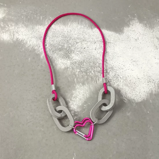 Party Heart beton nyaklánc